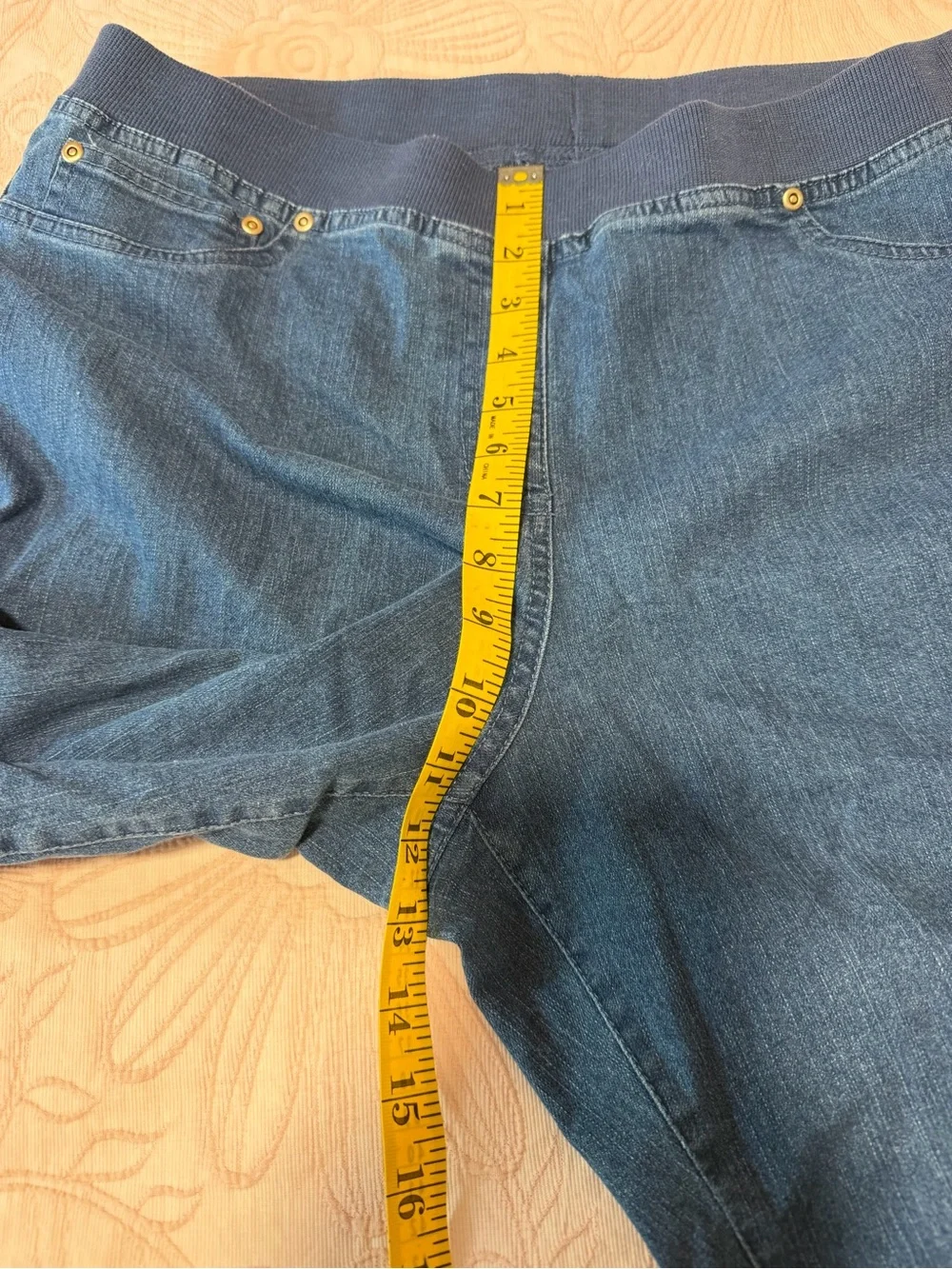 hearts of palm Navy Stretch Waist Cropped Jeans